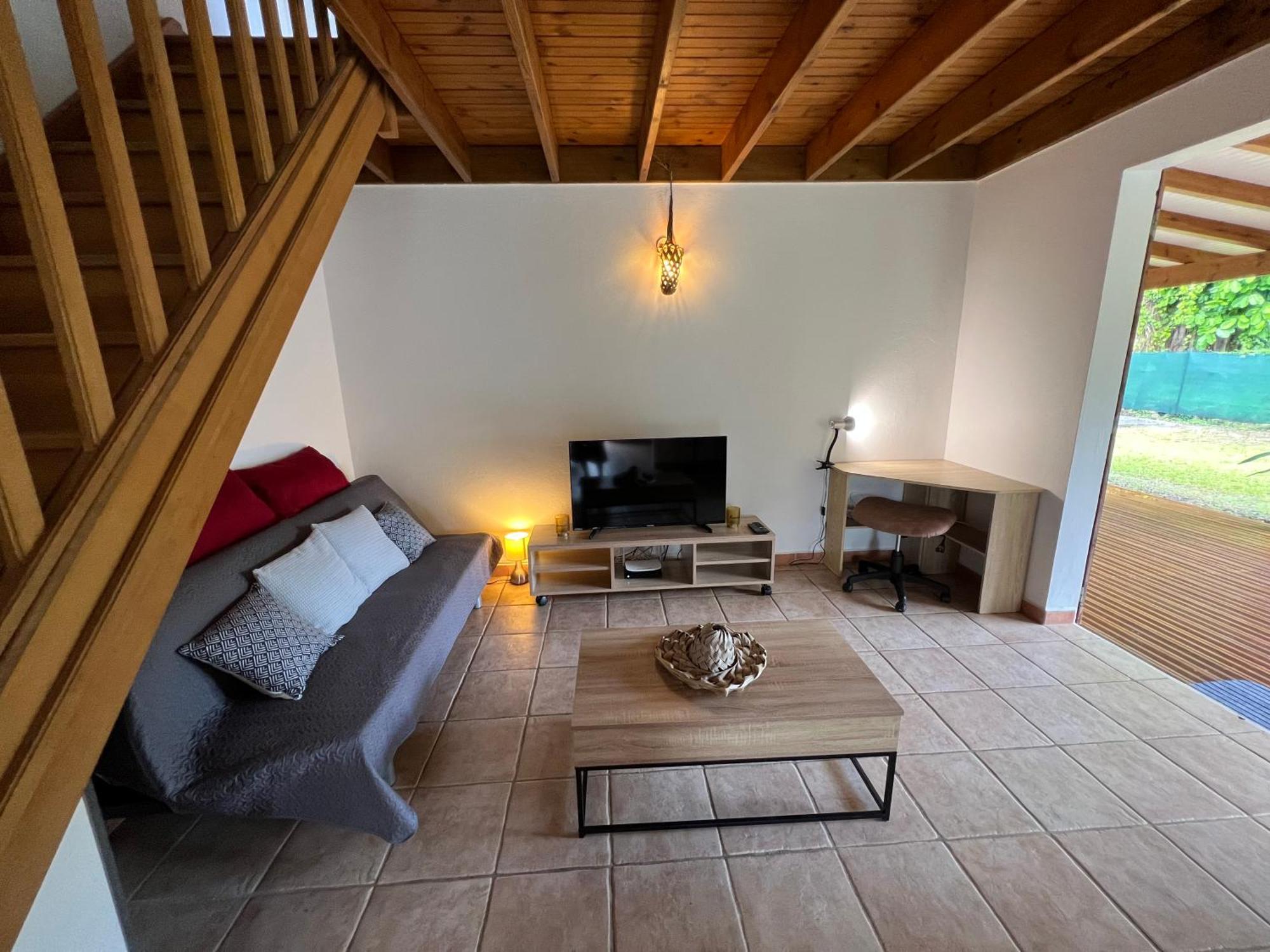 Villa Au Calme Avec Jacuzzi, Villa Le Boursoie Les Abymes Zewnętrze zdjęcie