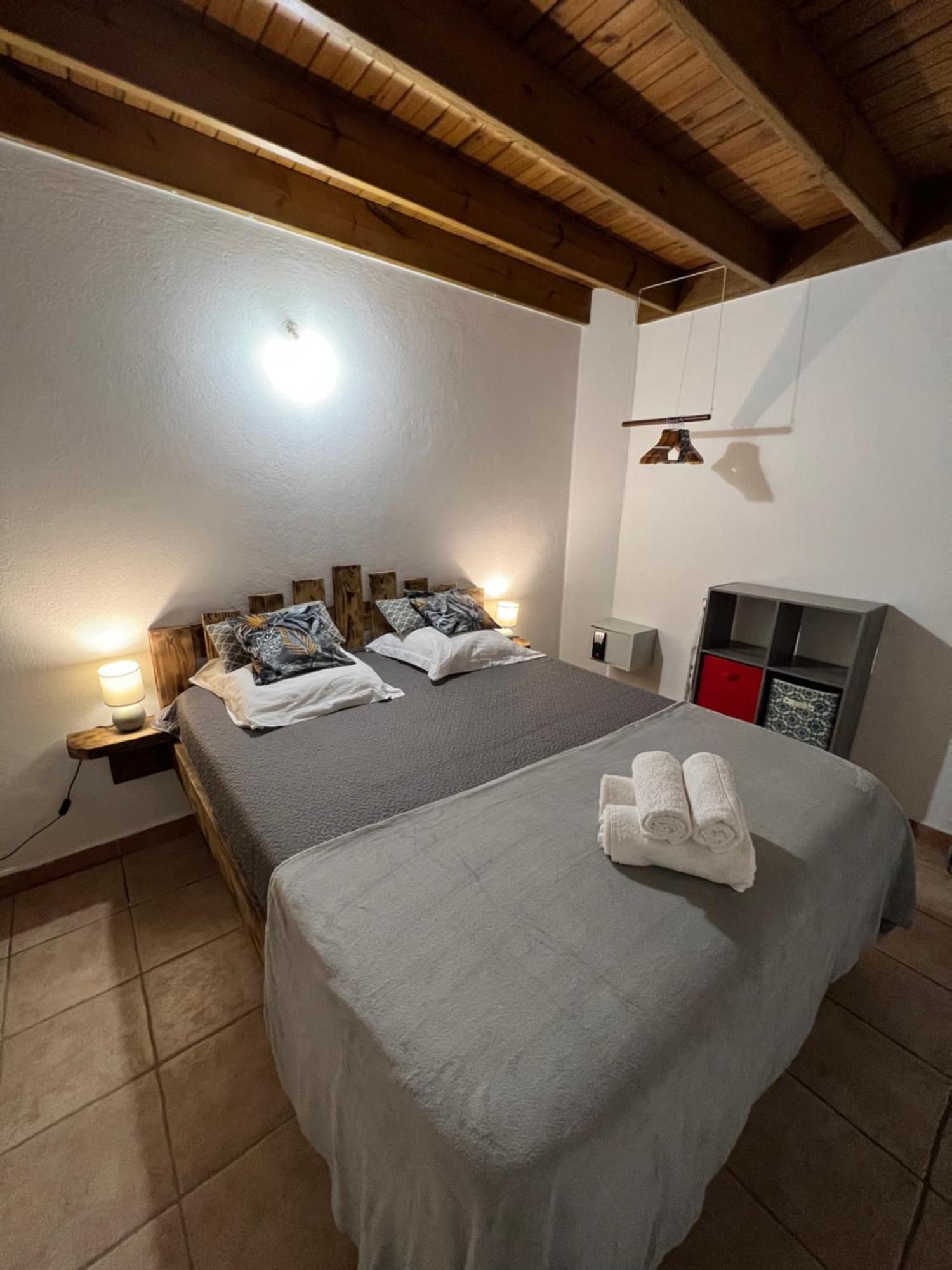 Villa Au Calme Avec Jacuzzi, Villa Le Boursoie Les Abymes Zewnętrze zdjęcie